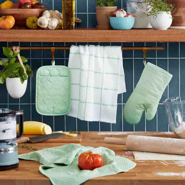 Kitchen Pistachio Ribbed Soft Silicone Pot Holders Set Of 2